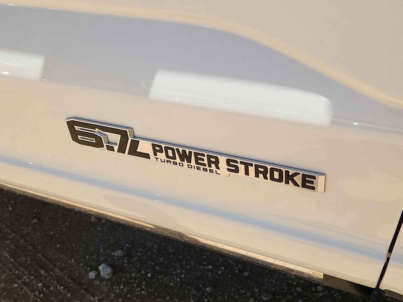 New 2026 Star White Metallic Tri-Coat Ford F-350® Platinum® image 11
