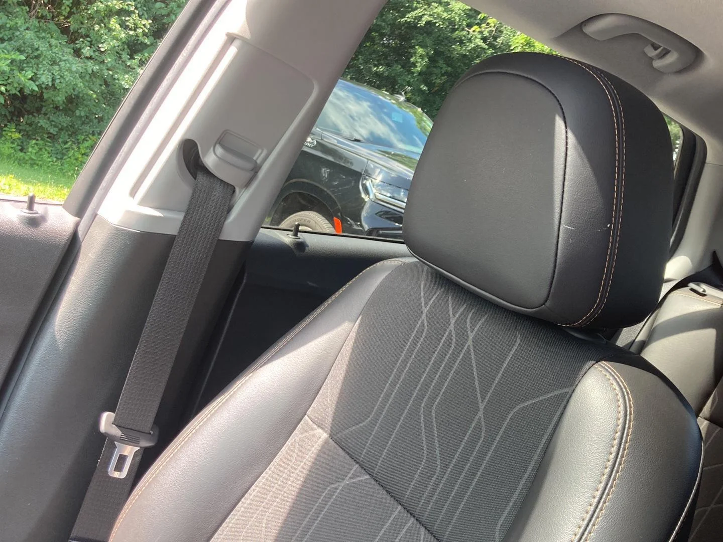 Used 2019 MOSAIC BLACK METALLIC Chevrolet LT image 17
