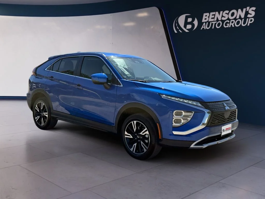 Used 2026  Mitsubishi SE image 7