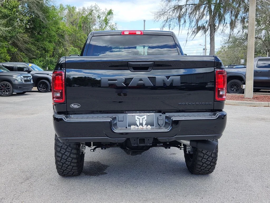 New 2026 Diamond Black Crystal Pearl-Coat Exterior Paint RAM Big Horn image 5