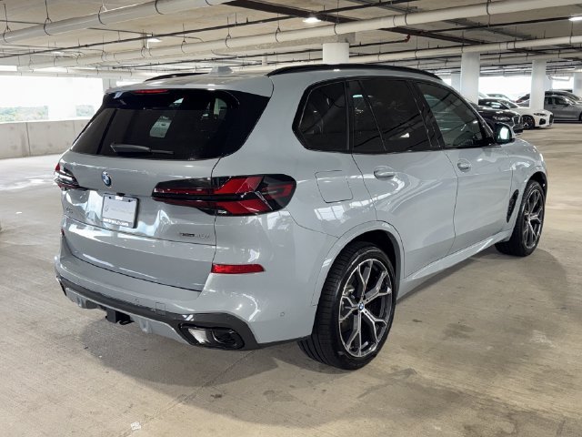 New 2026 Brooklyn Grey Metallic BMW sDrive40i image 7