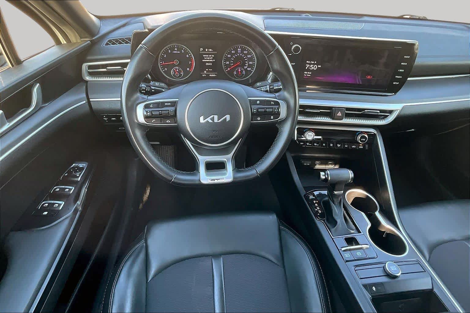 Used 2023 Wolf Gray Kia GT-Line image 7