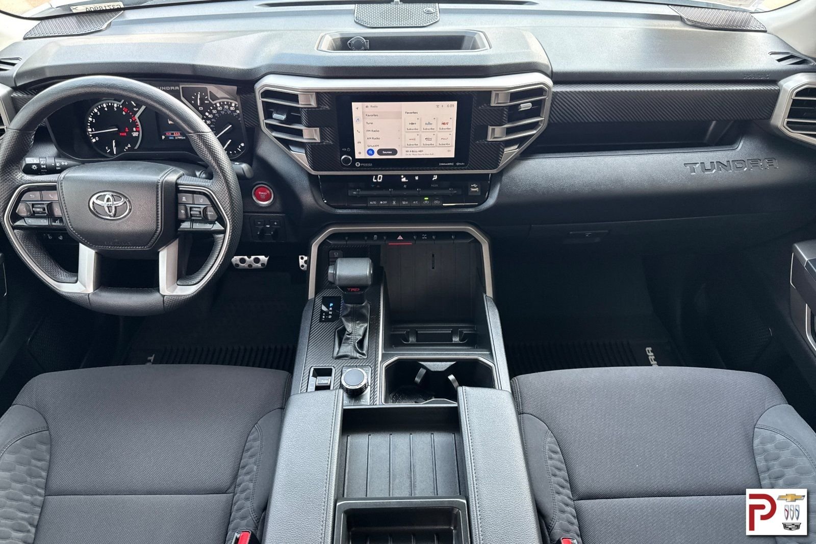 Used 2022 White Toyota SR5 image 15