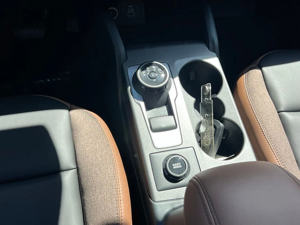 New 2026 Carbonized Gray Metallic Ford Outer Banks® image 20