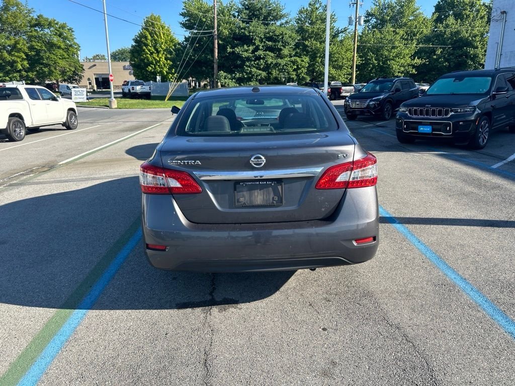 Used 2015 Gray Nissan SV image 6
