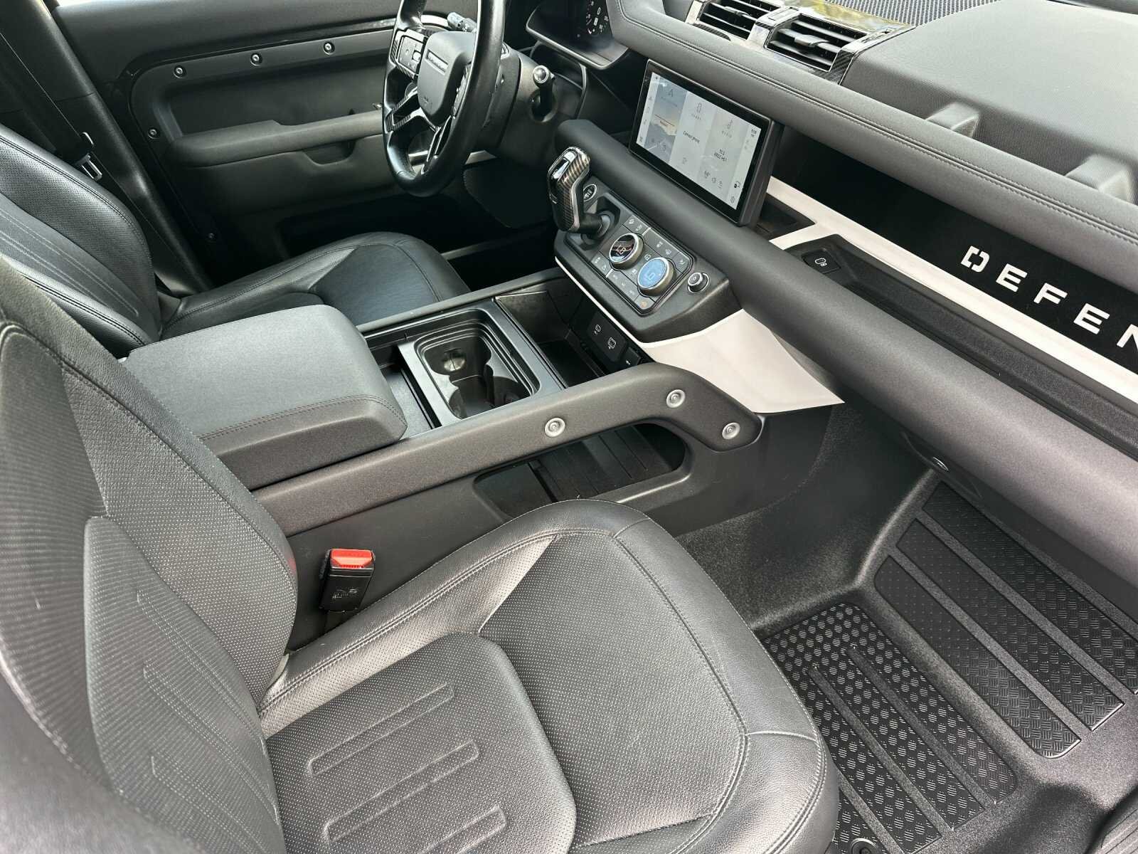 Used 2022 Santorini Black Metallic Land Rover S 4D Sport Utility image 19