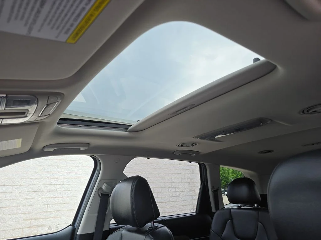 Used 2022 Silver Kia EX image 15