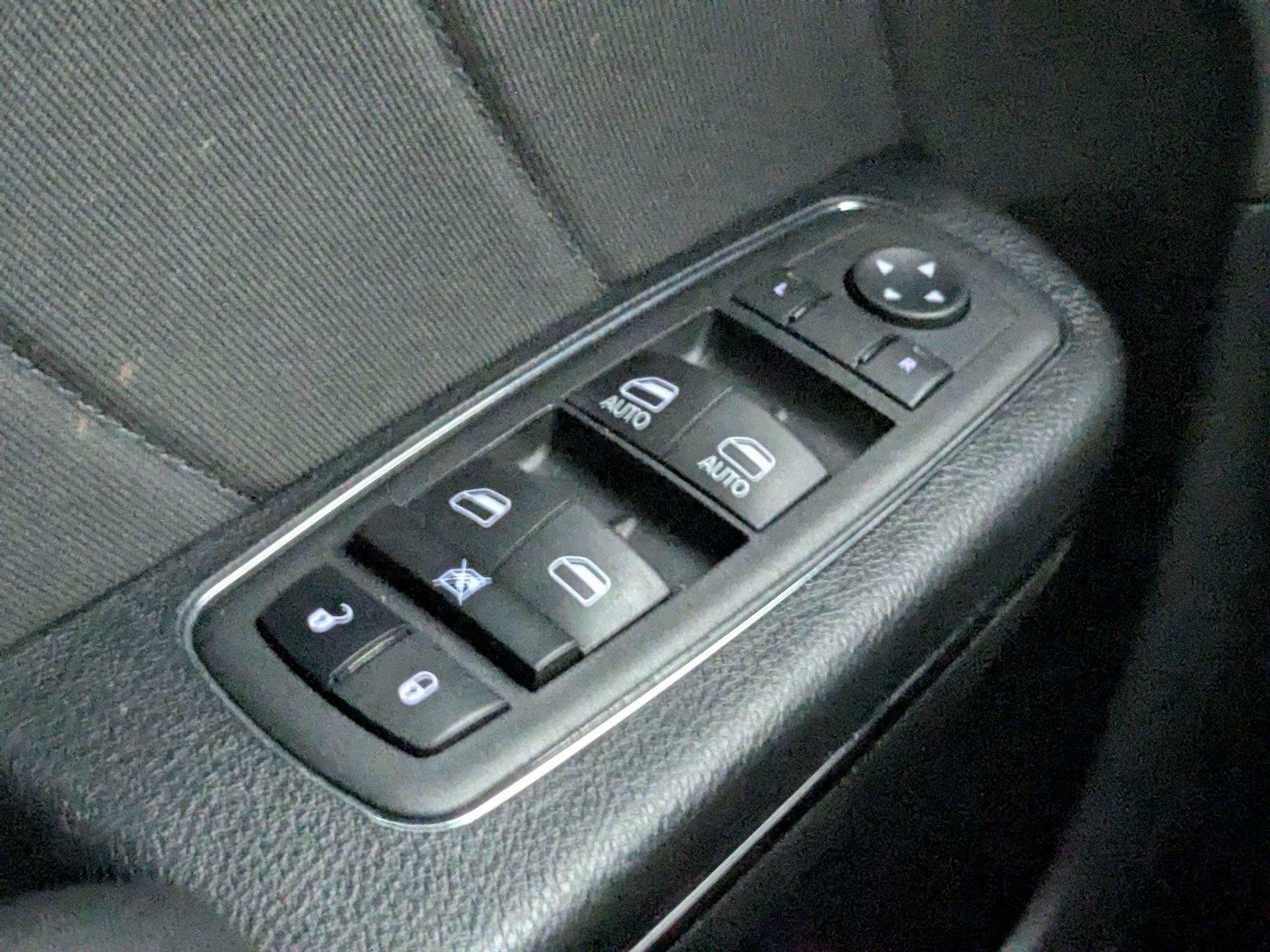 Used 2023 Pitch Black Clearcoat Dodge SXT image 13