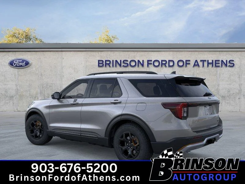 New 2026 Carbonized Gray Metallic Ford Tremor® image 4