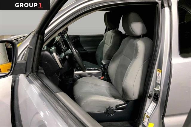 Certified Used 2017 SILVER ME Toyota  image 8
