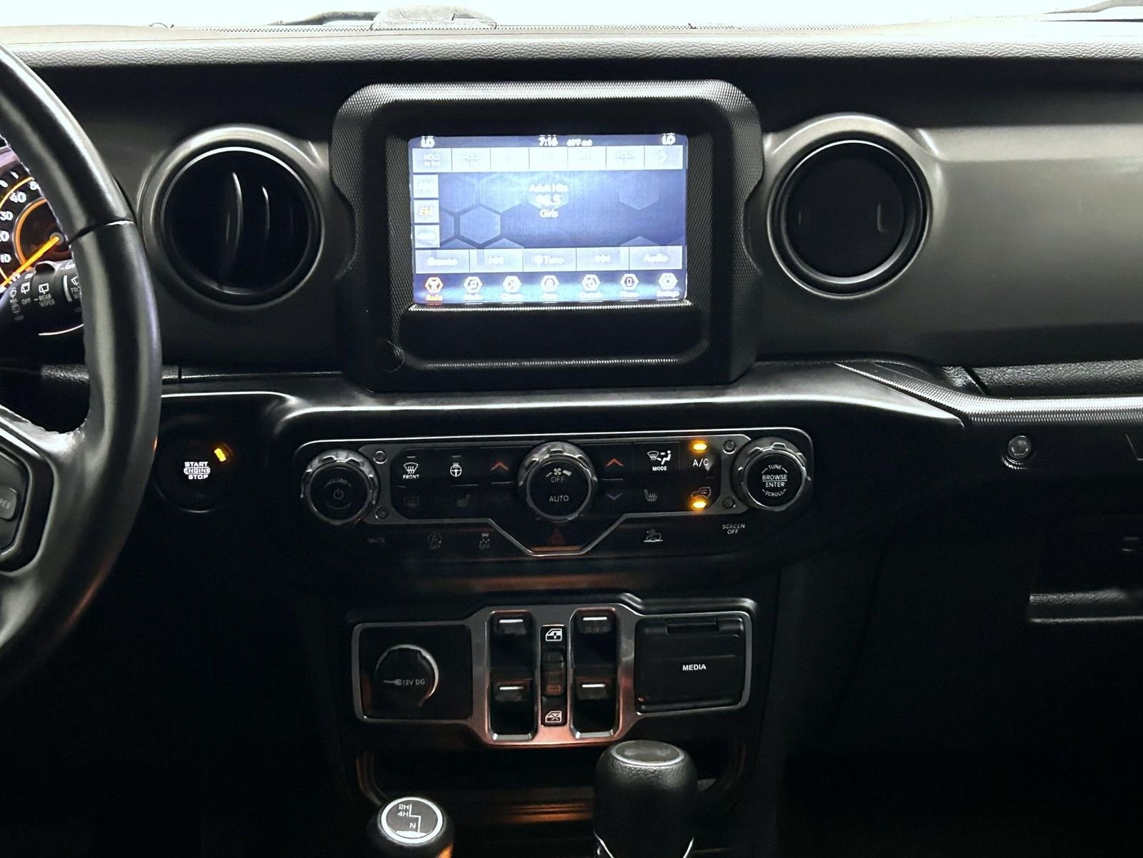 Used 2022 Black Jeep Unlimited Sport S image 13