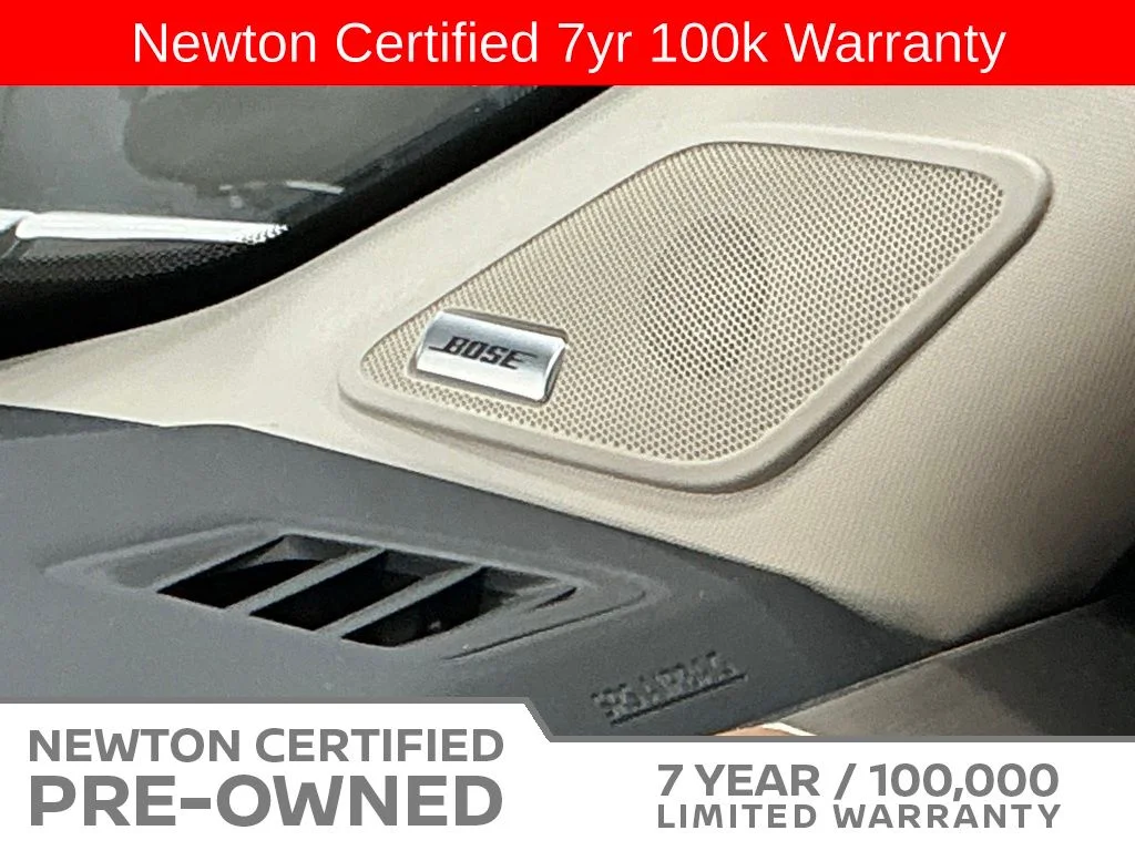 Certified Used 2025 Everest White Pearl Tricoat Nissan Platinum image 24