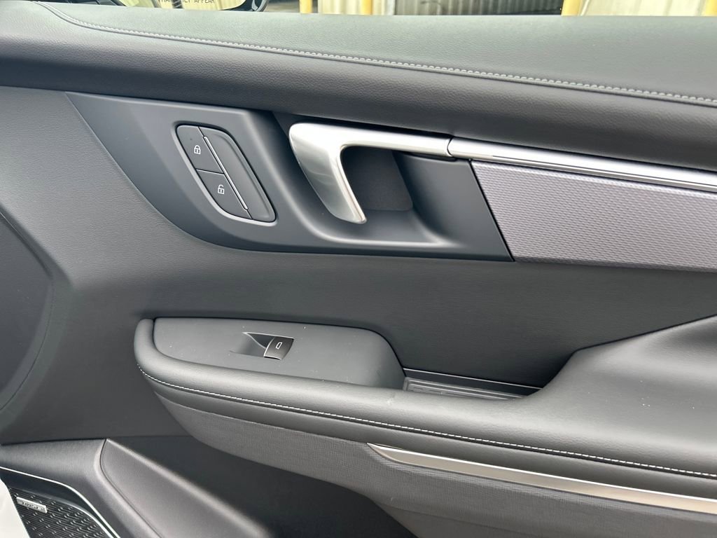 New 2026 Summit White Buick Sport Touring image 31