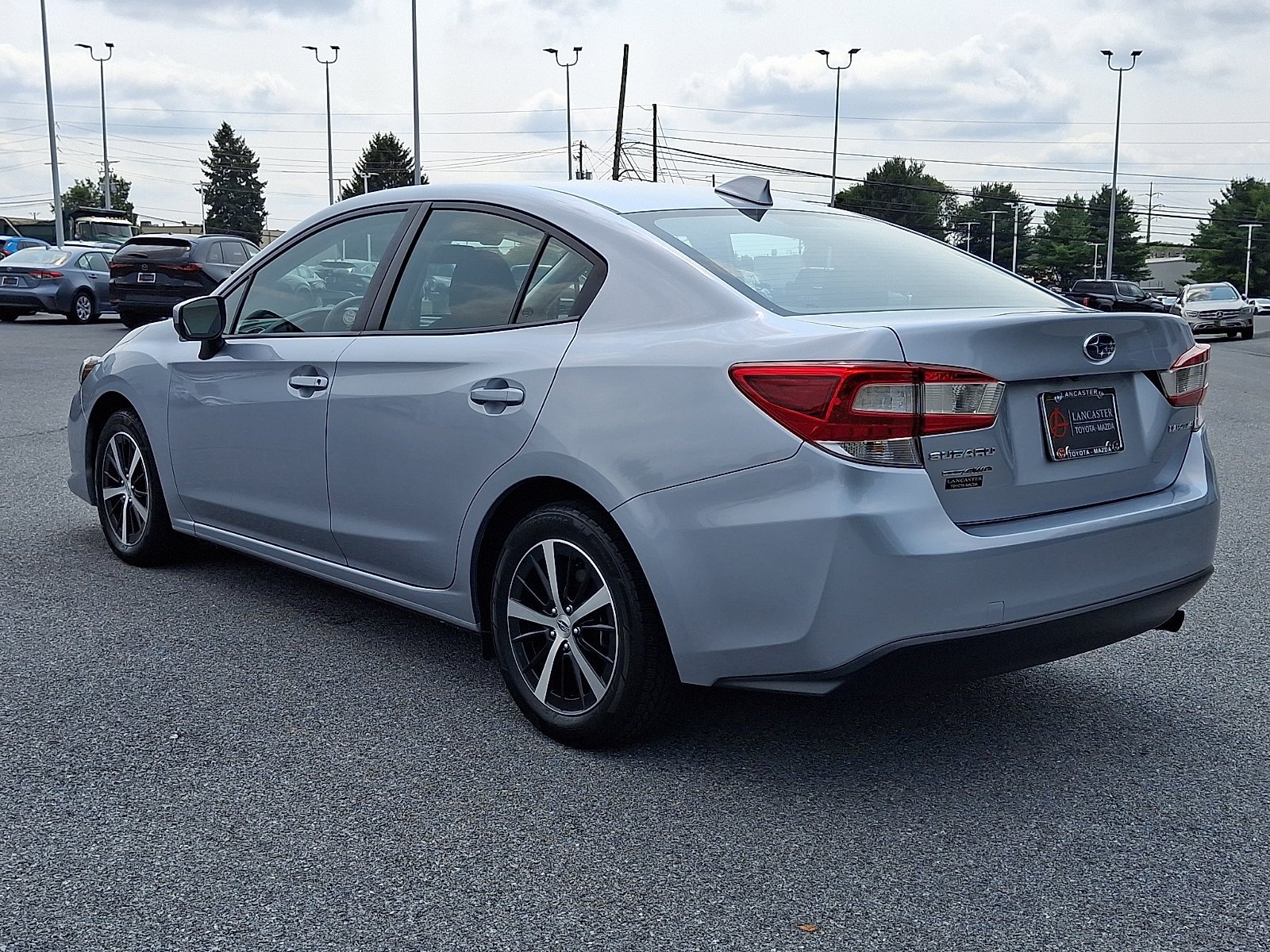 Used 2023 Ice Silver Metallic Subaru Premium image 5
