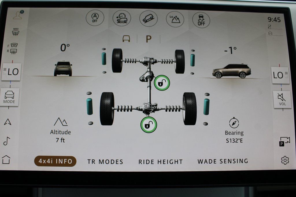 Used 2024 White Land Rover SV image 48