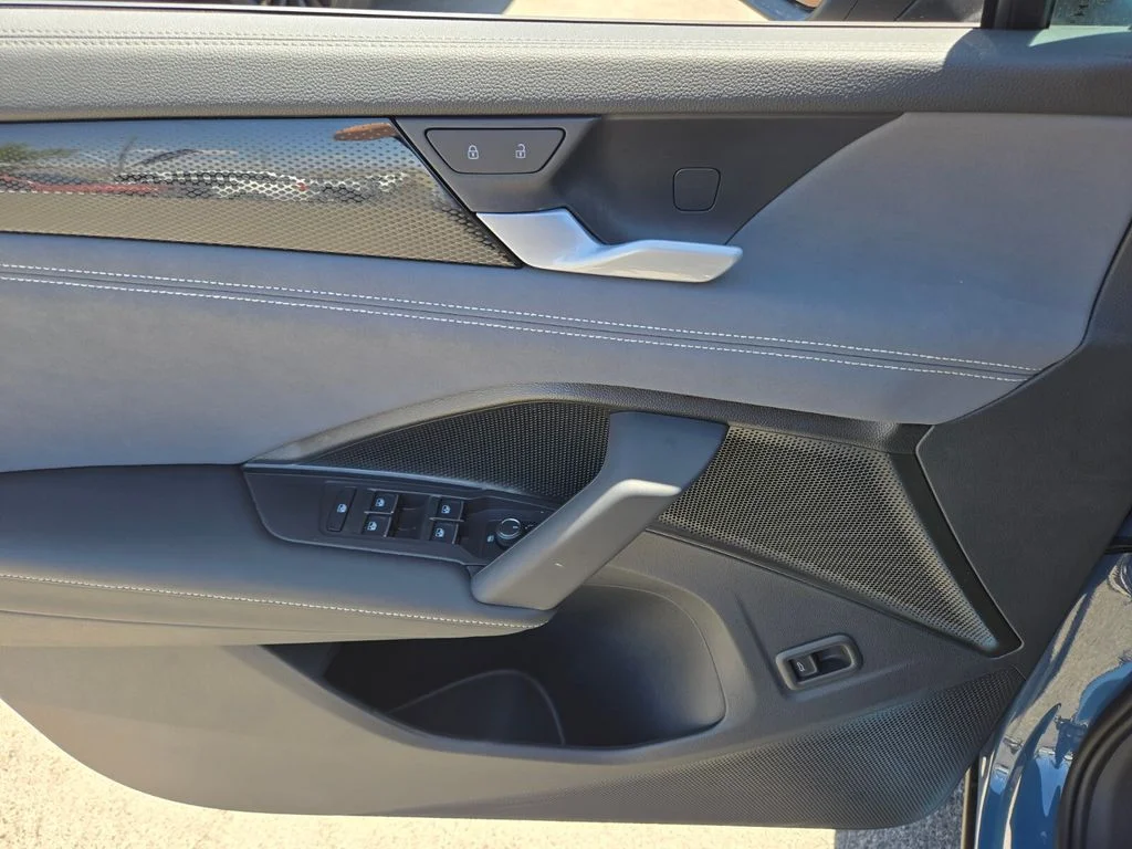 New 2026 Blue Volkswagen 2.0T SE R-Line Black image 10