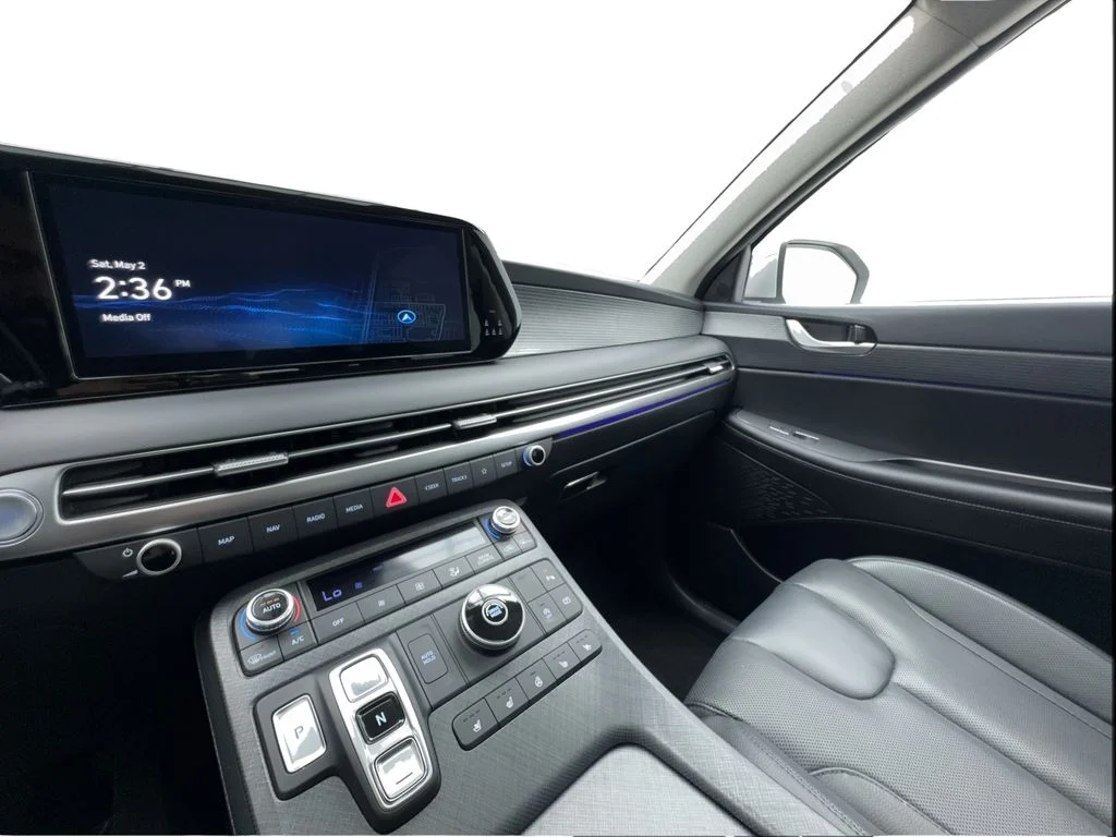 Used 2025 Silver Hyundai Limited image 44