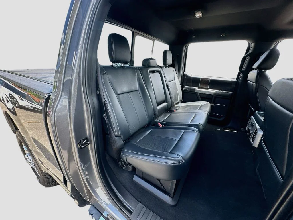Used 2022 Gray Ford Lariat image 27