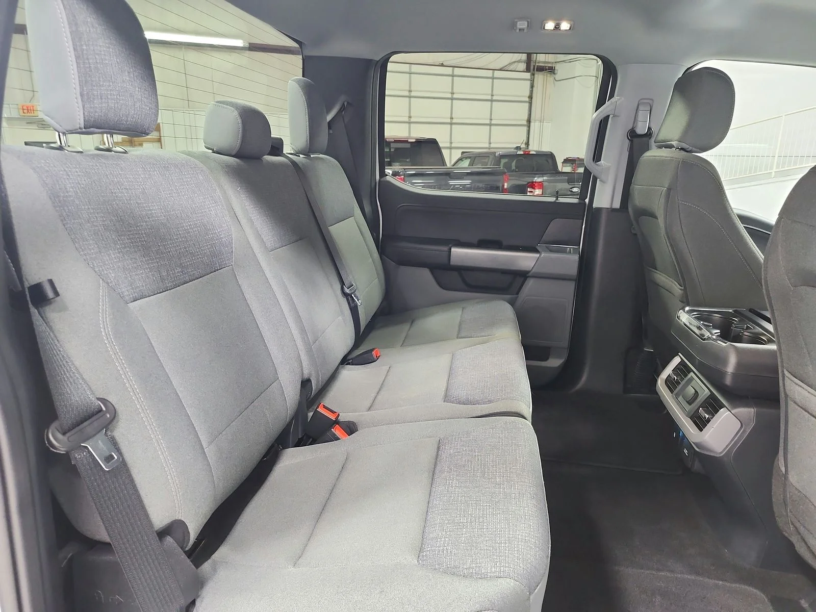 Used 2024 White Ford XLT image 40