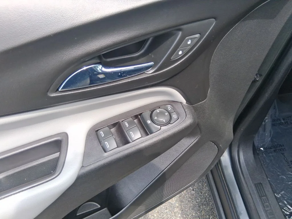 Used 2019 Gray Chevrolet LS image 10