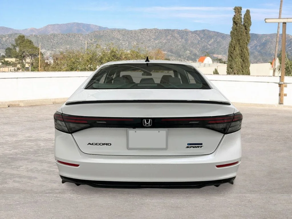 New 2026 Platinum White Pearl Honda Sport-L image 4