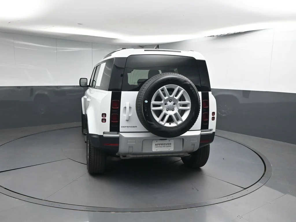 Certified Used 2025 White Land Rover S image 22