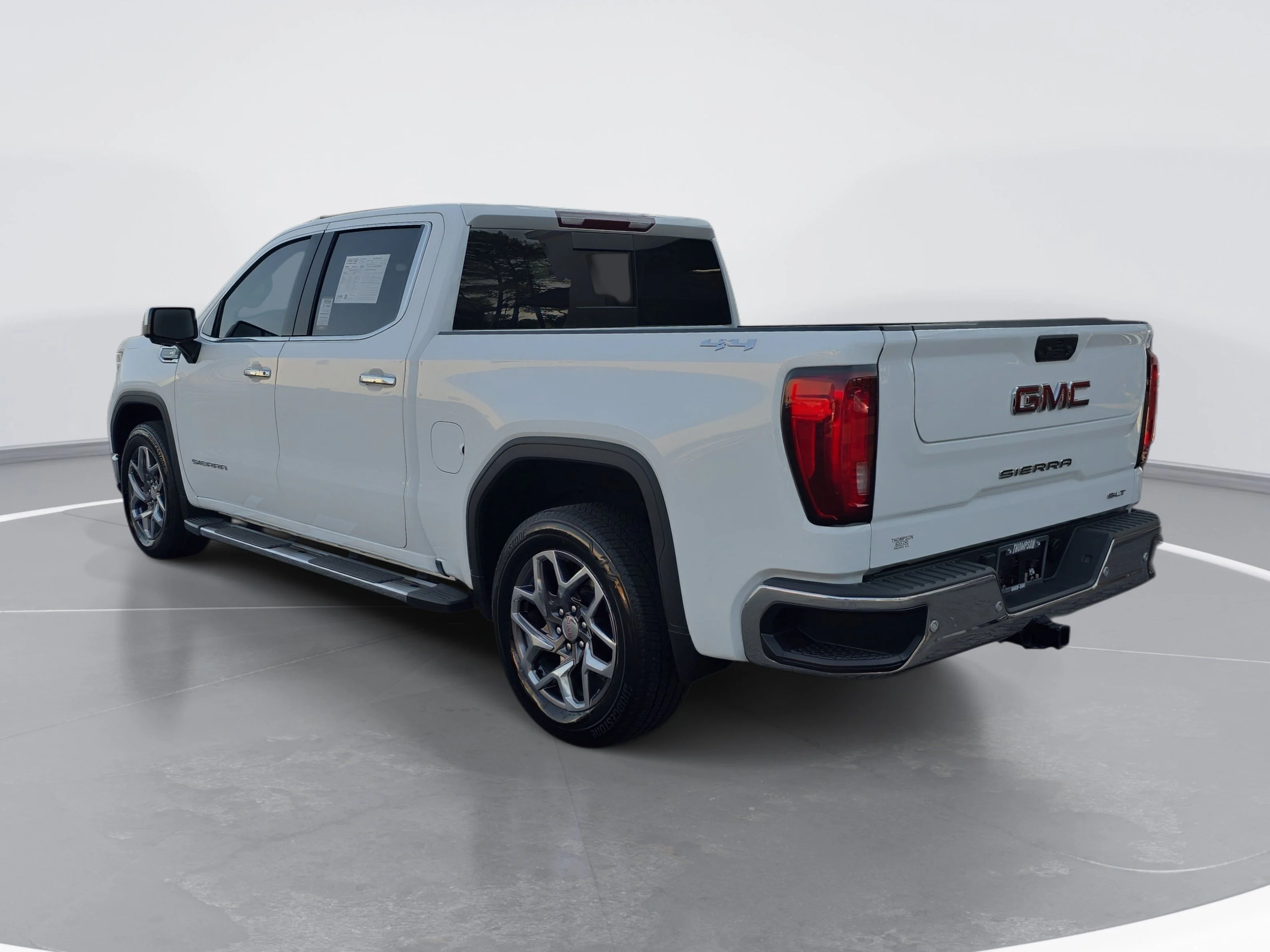 Used 2024 Summit White GMC SLT image 5