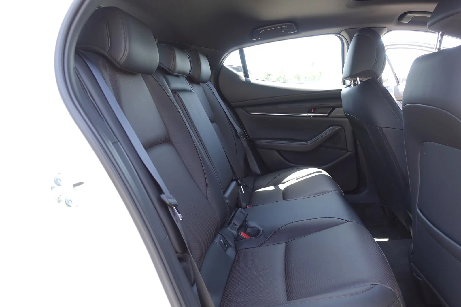2026 Mazda Mazda3 Premium - Photo 15