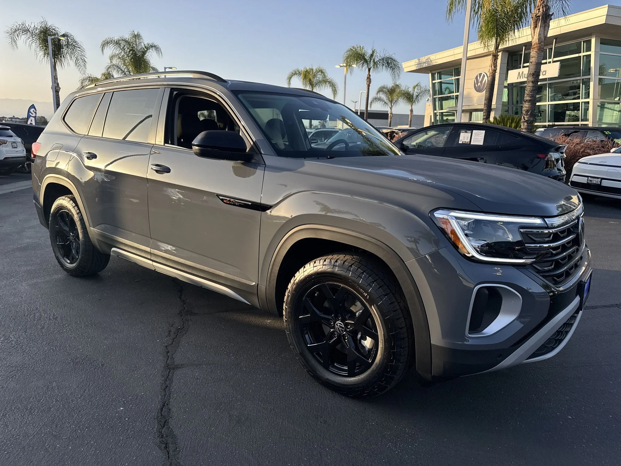 New 2026 Pure Gray Volkswagen 2.0T Peak Edition image 2