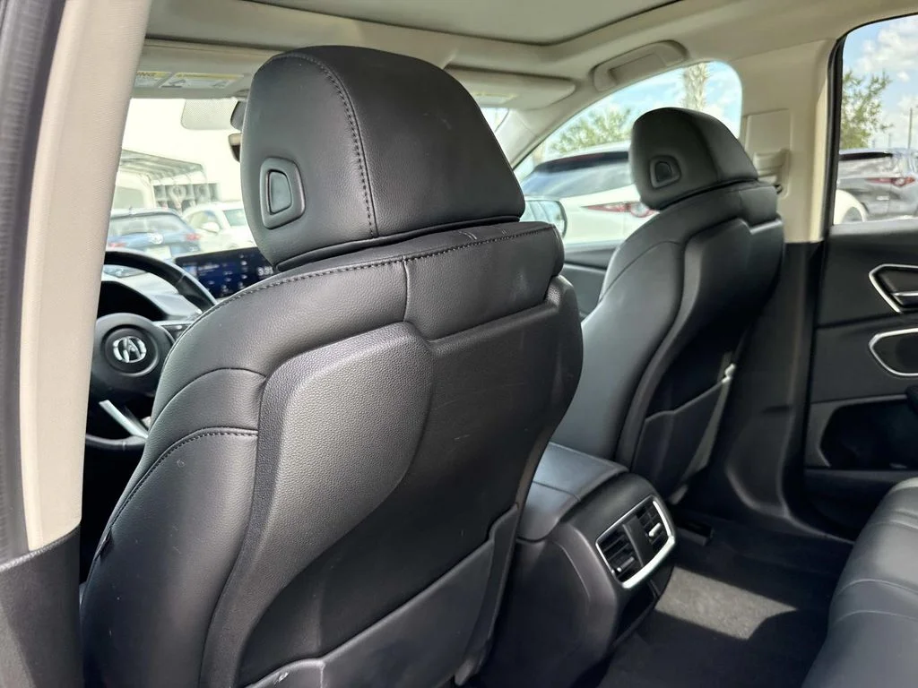 Used 2021  Acura Base image 13