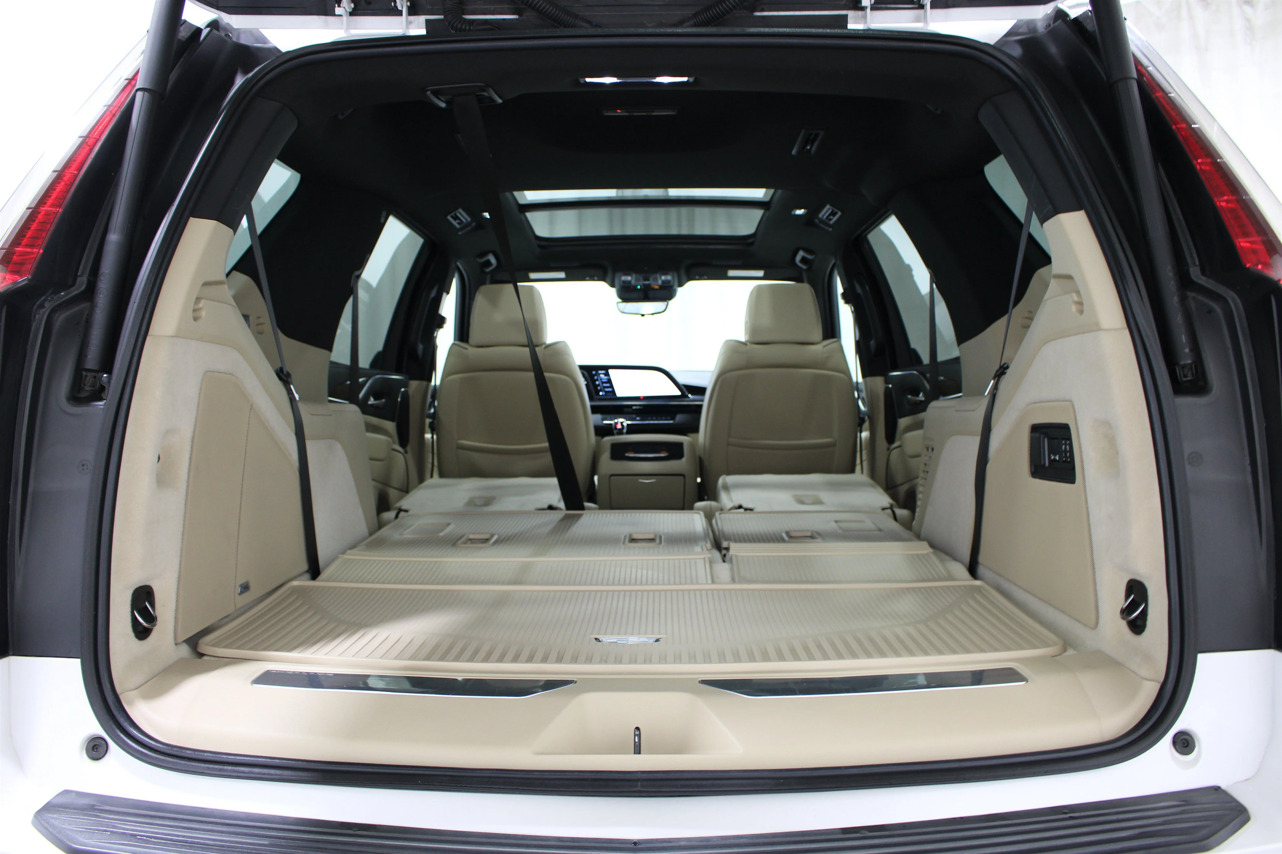 2021 Cadillac Escalade Premium Luxury - Photo 27