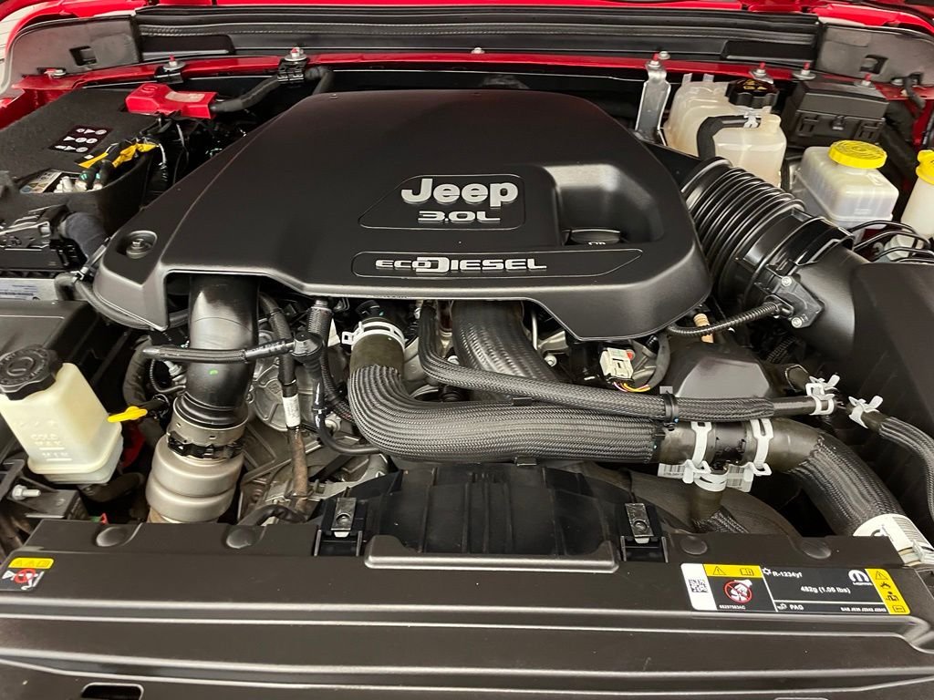 Used 2022 Red Jeep Unlimited Rubicon image 30