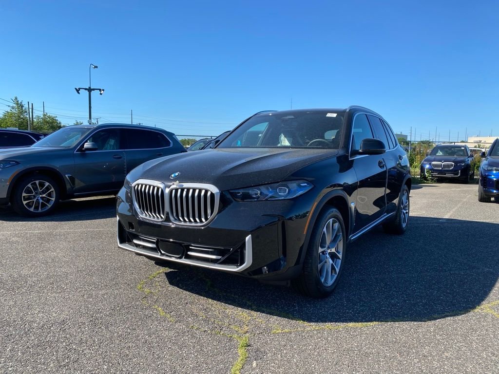 New 2026 Black Sapphire Metallic BMW xDrive40i image 1