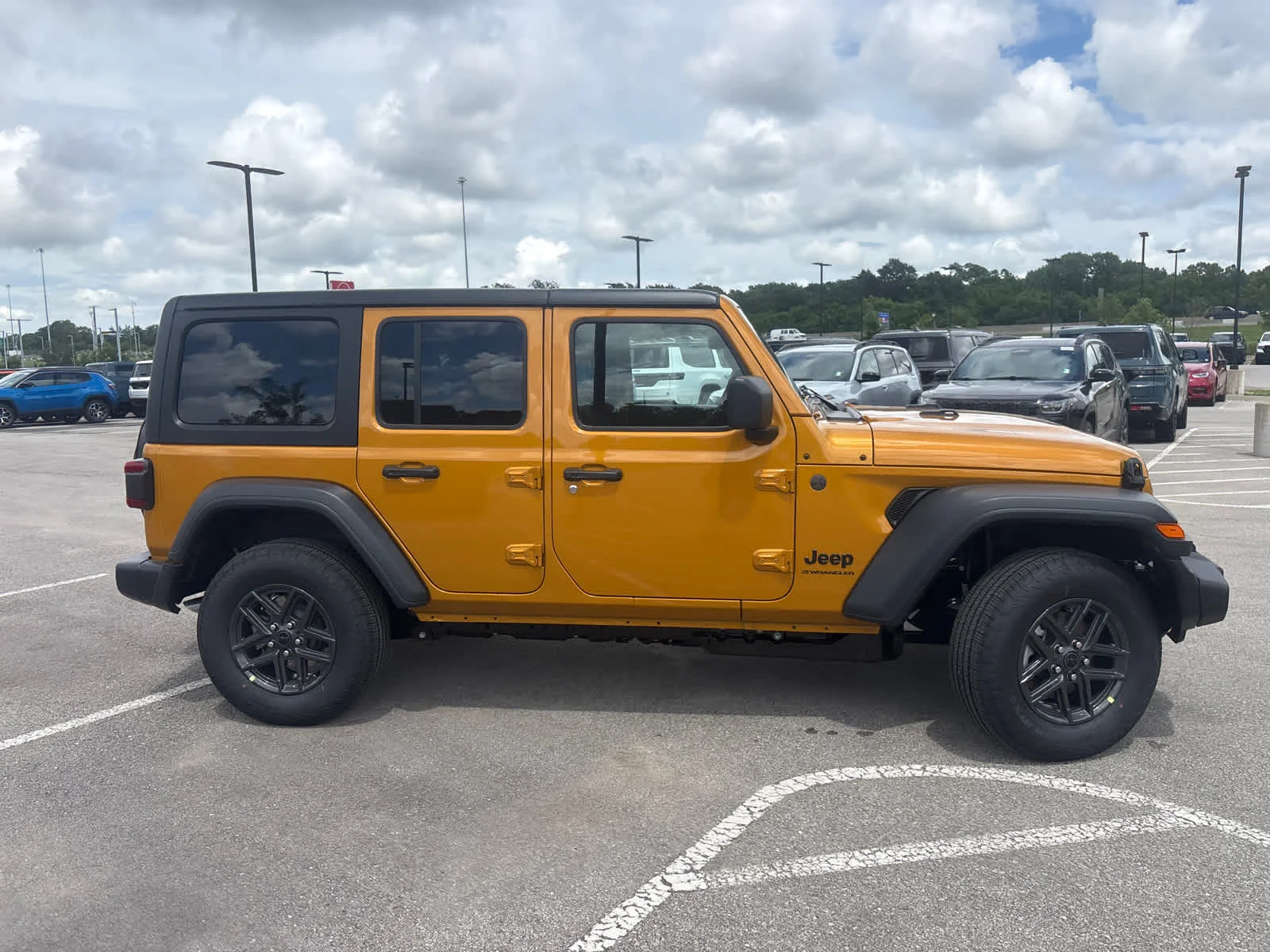 New 2026 Goldilocks Jeep Sport S image 10