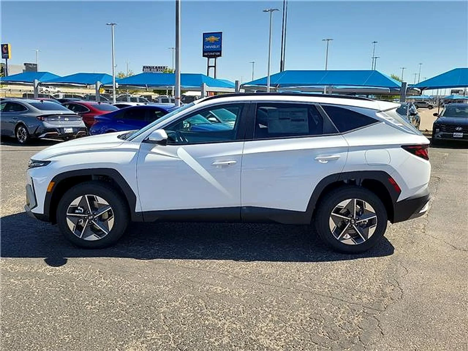 New 2026 White Hyundai SEL image 2