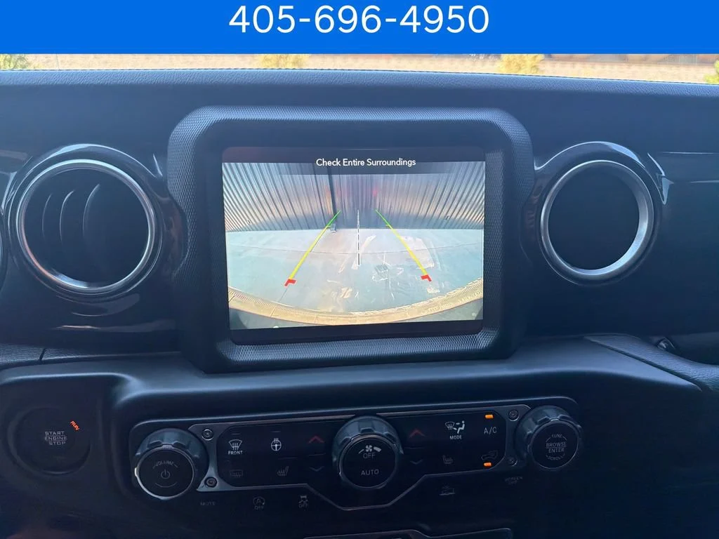 Pre-Owned 2022 Jeep Wrangler Unlimited Sahara Altitude