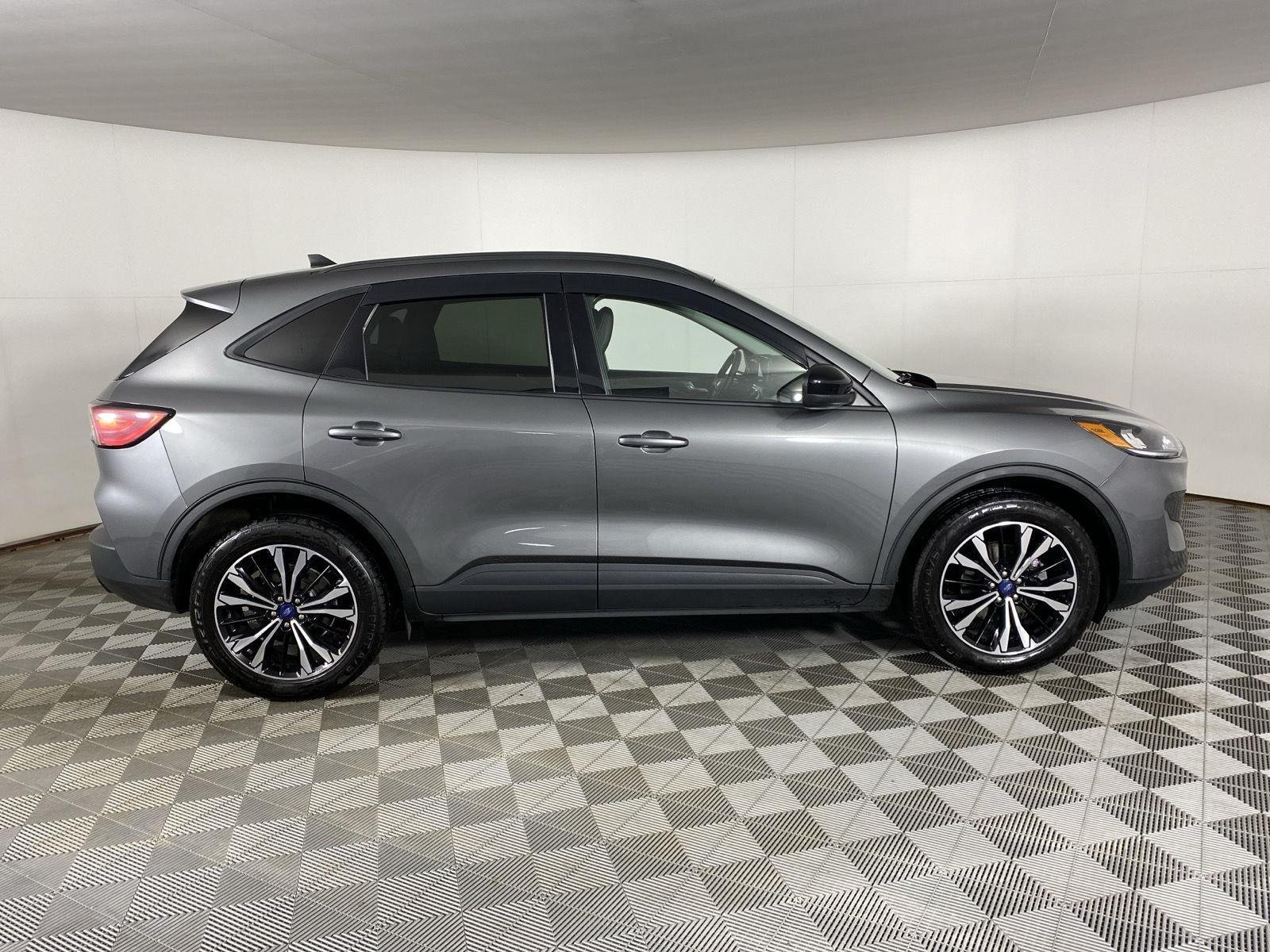 Used 2022 Carbonized Gray Ford SEL image 8