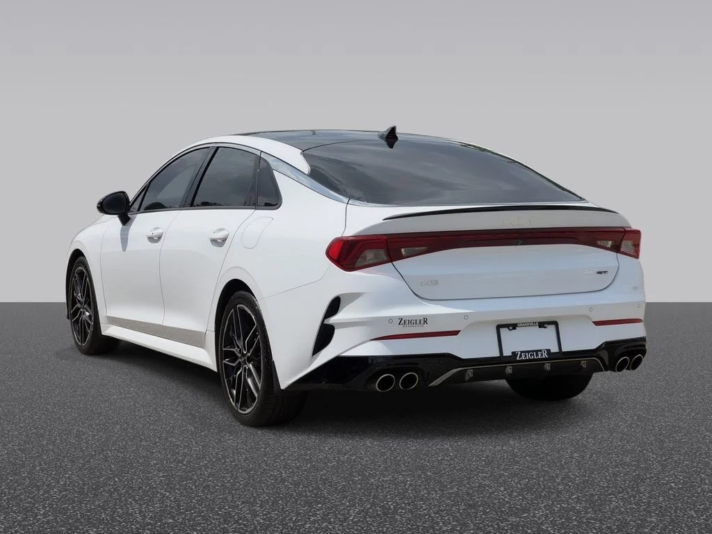 Used 2023 White Kia GT image 4