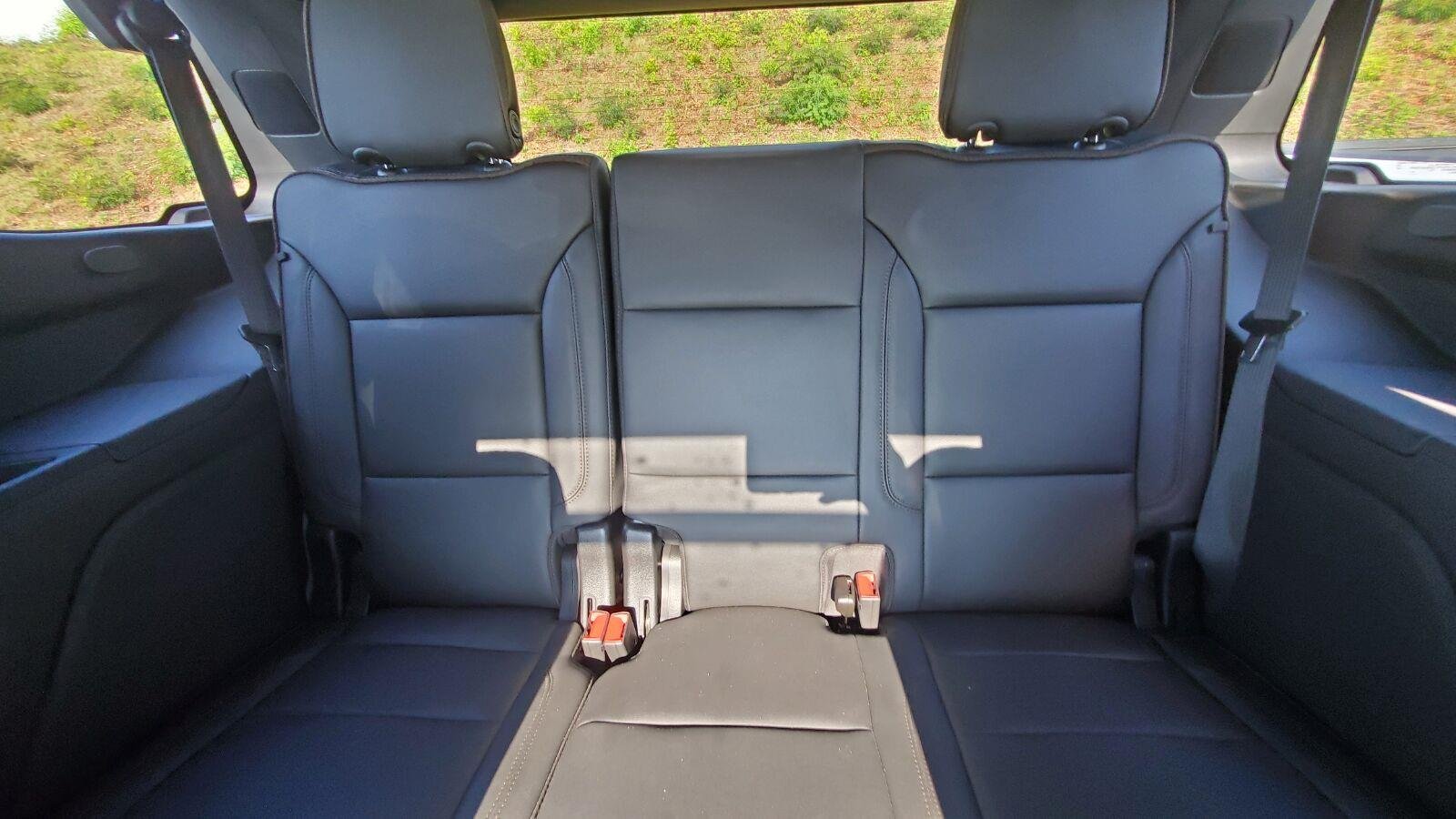Used 2024 Summit White Chevrolet High Country image 7