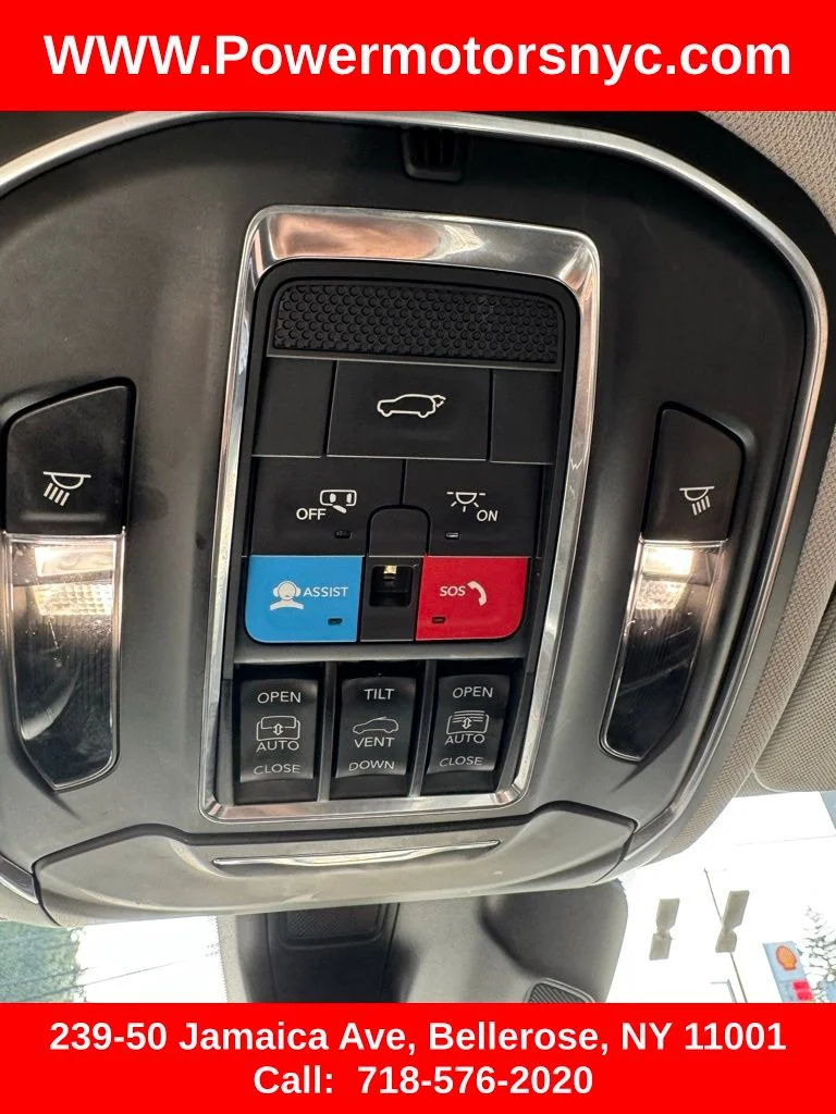 Used 2023 Black Jeep 4xe image 17
