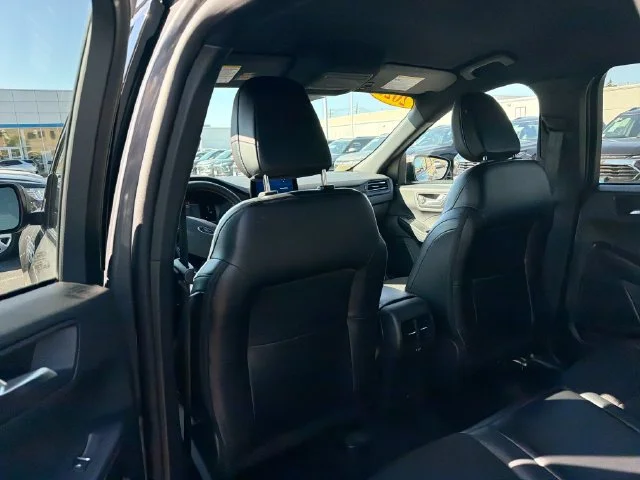 Used 2025 Gray Ford ST-Line image 23