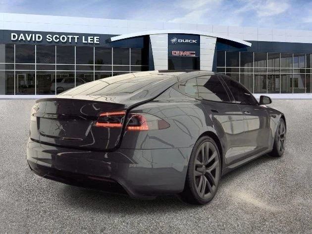Used 2022 Gray Tesla Plaid image 3
