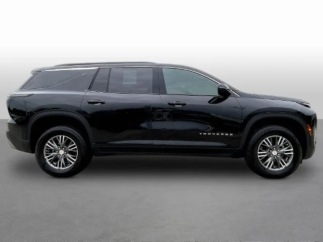 Used 2026 Black Chevrolet LT image 9