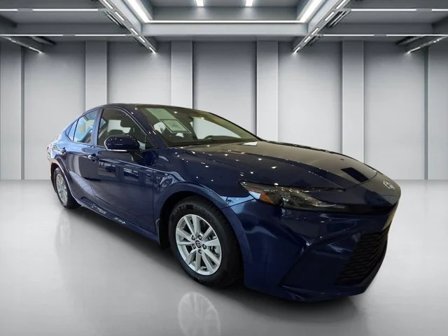 Used 2025  Toyota LE image 3