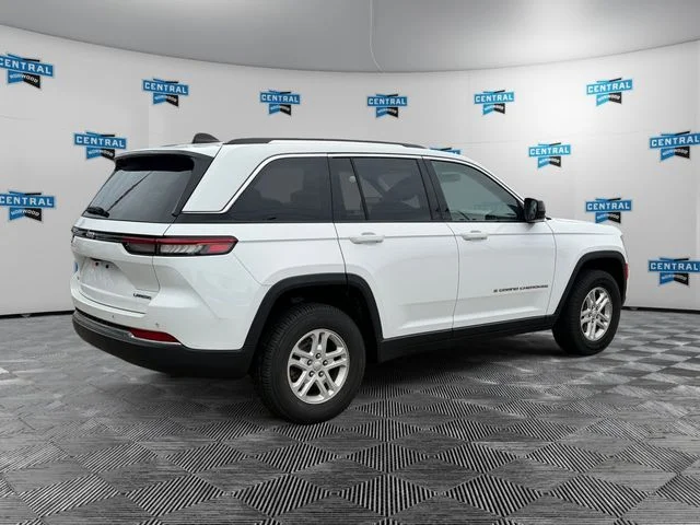 Certified Used 2023 White Jeep Laredo image 6