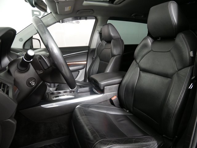Used 2017 Crystal Black Pearl Acura FWD w/Technology Pkg image 9