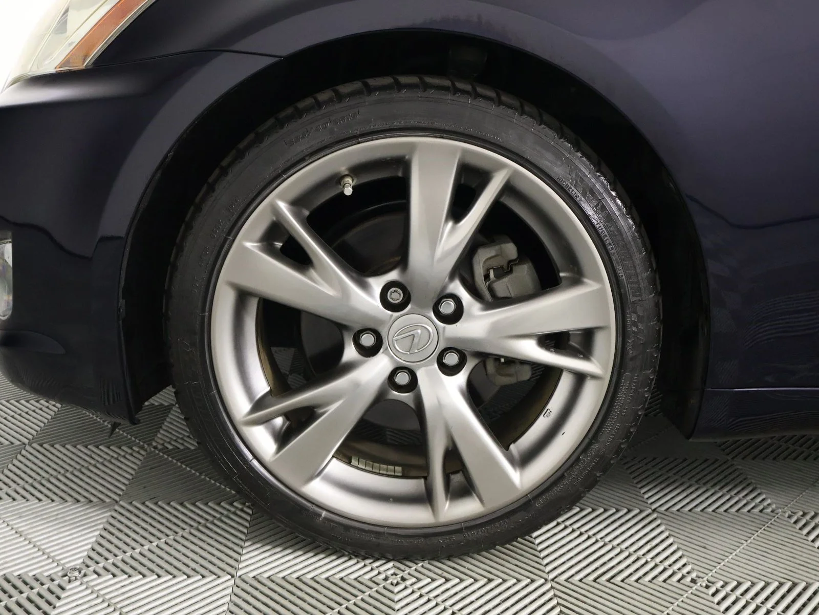 Used 2009 Black Lexus 250 image 28