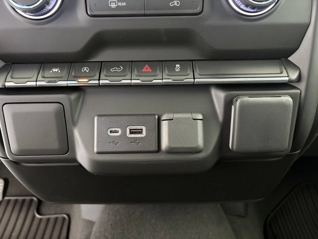 2026 Chevrolet Silverado 1500 Custom - Photo 10