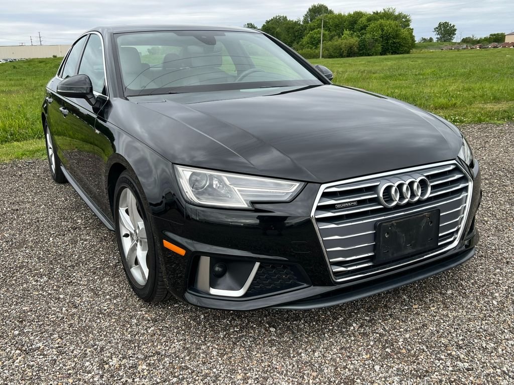 2019 Audi A4 2.0T quattro S tronic Premium's photo