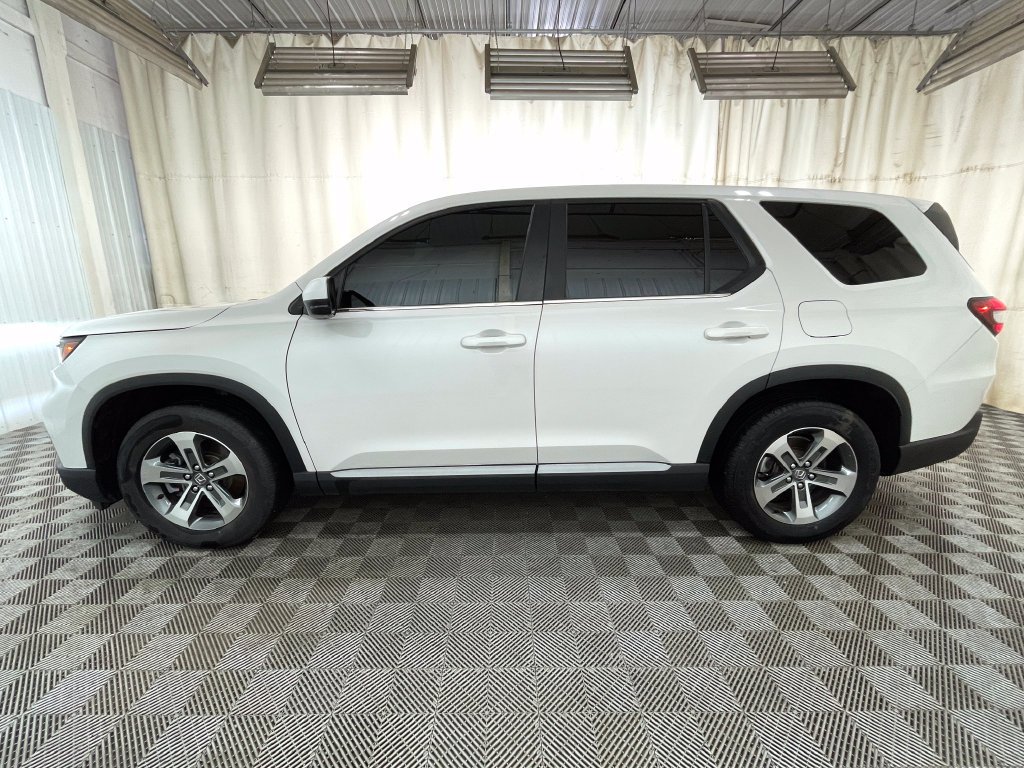 2025 Honda Pilot EX-L - Photo 15